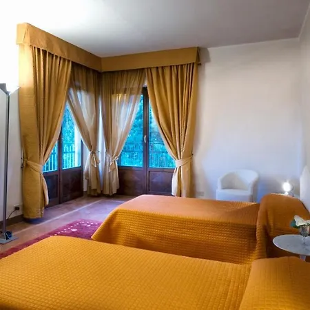 Sleeps 18 Pool Wifi *